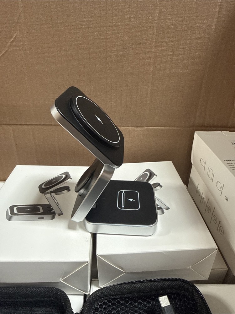 ChargeDeck 3-in-1 Foldable Wireless Station - For Apple & Android