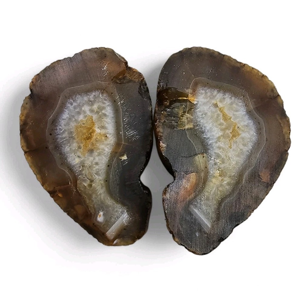 Agate Matching Halves 84.2 grams.