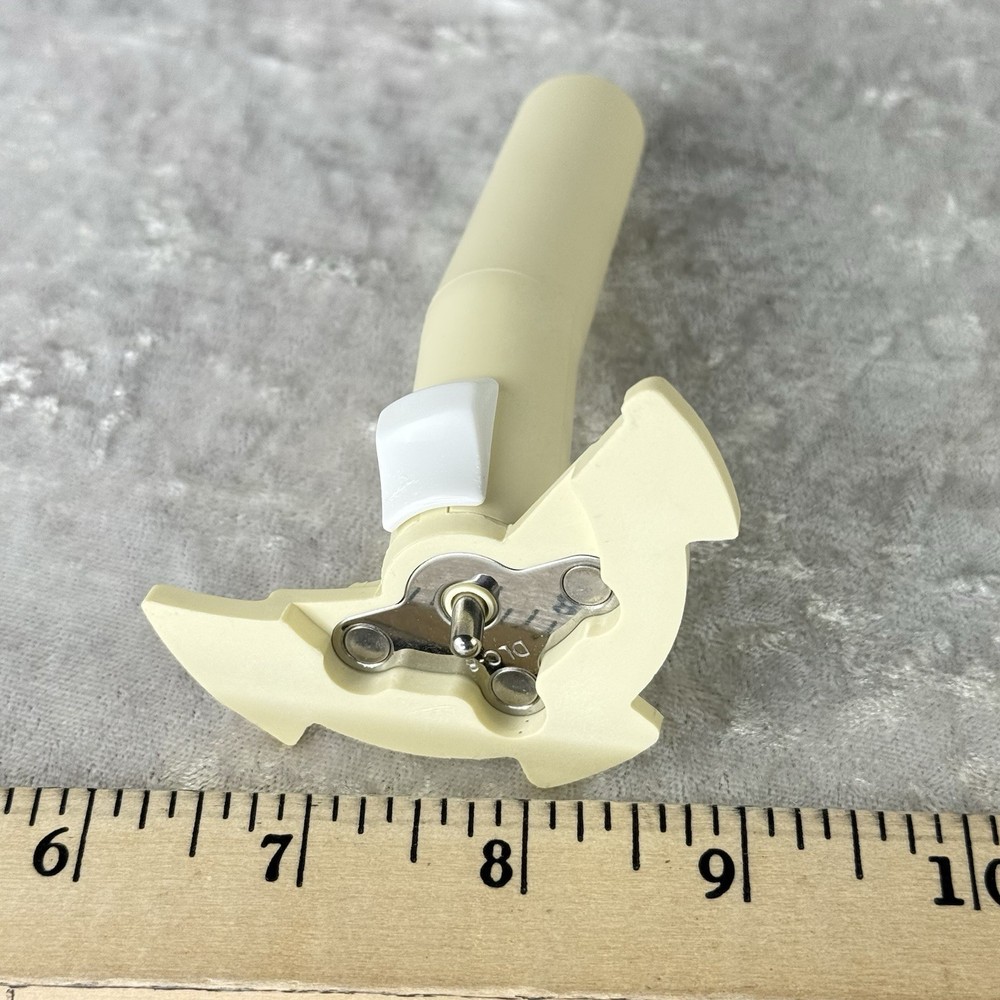 Cuisinart Food Processor Replacement Disc Adapter Stem DLC-839ATX New Open Box