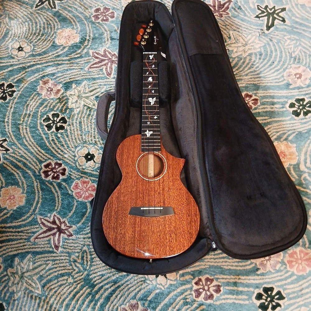 Enya Tena Ukulele EUTM6
