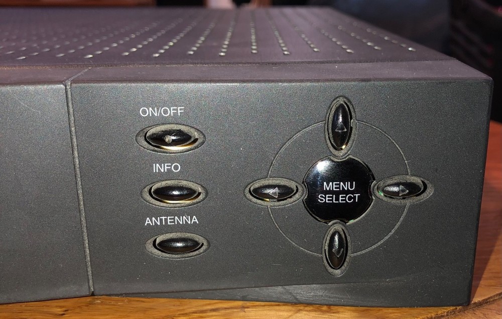 RCA SATELLITE TV RECIEVER DSS MODEL DRD502RB