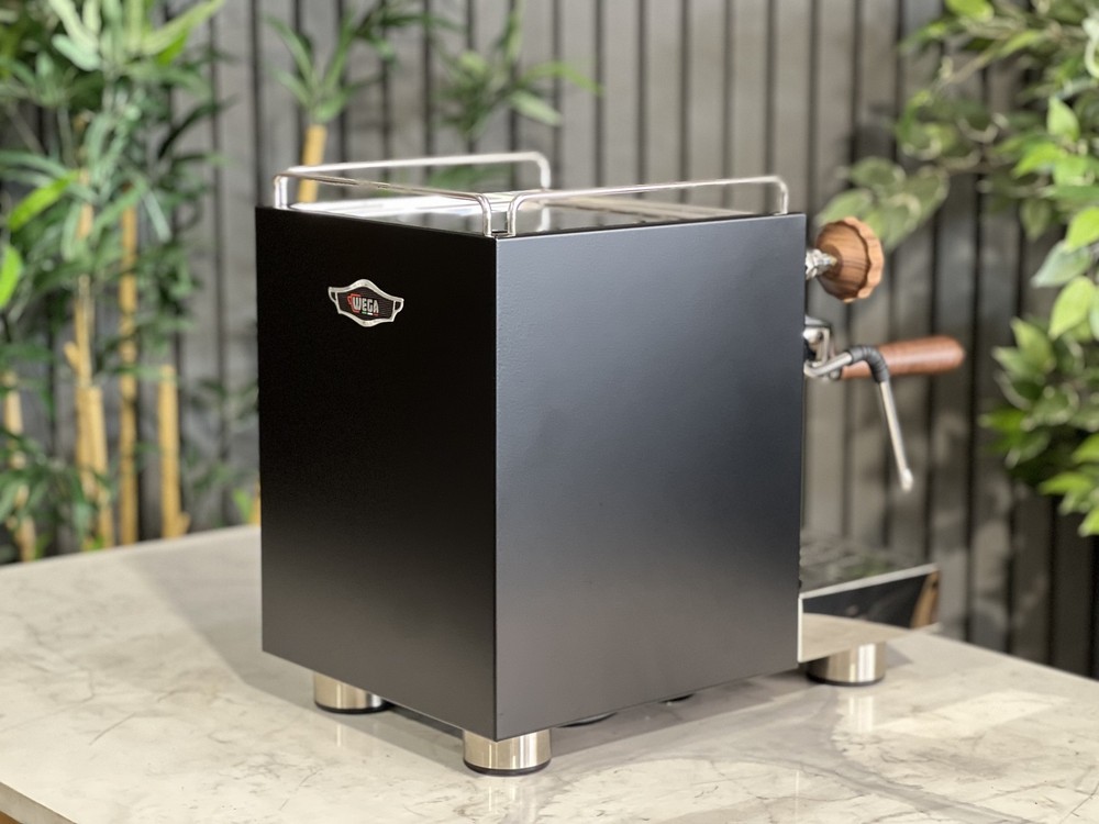 WEGA W MINI 1 GROUP BLACK & TIMBER ESPRESSO COFFEE MACHINE