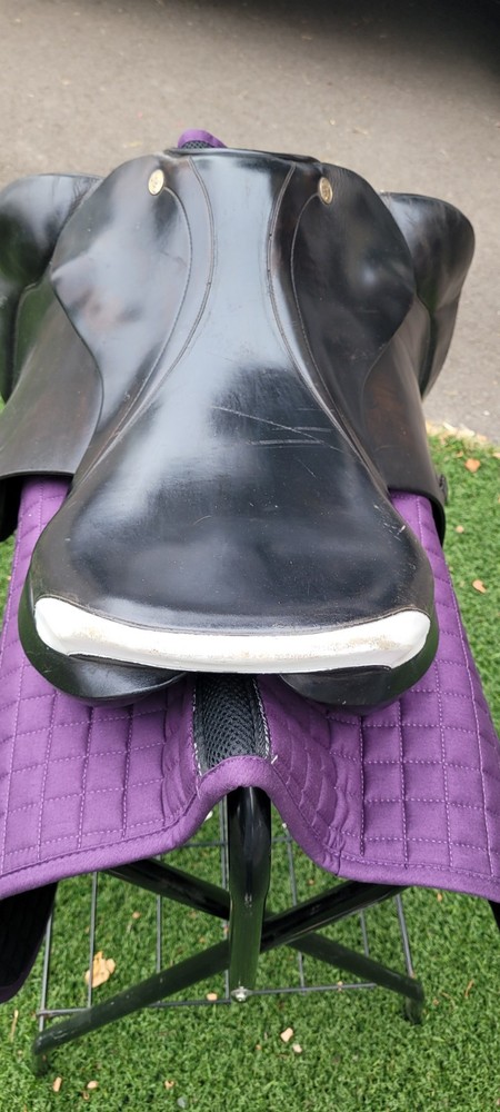 Prestige Jump Saddle, Medium