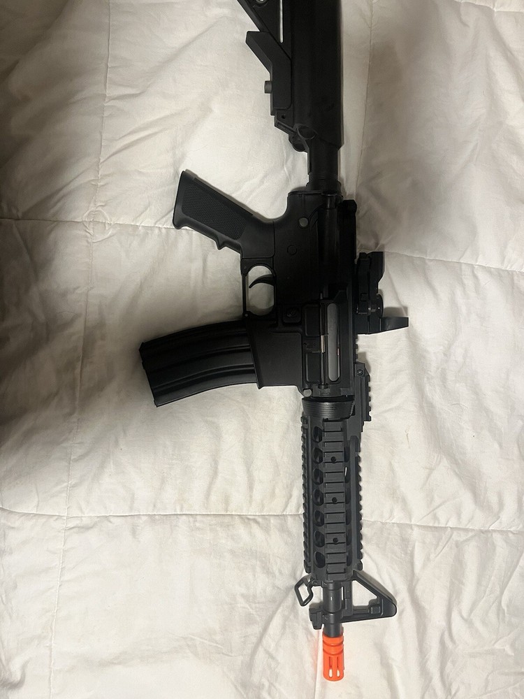 Airsoft AR and Pistol Bundle