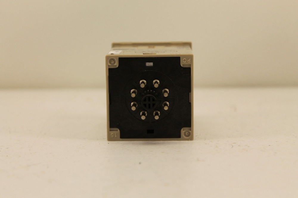Omron H3CA-8 Timer