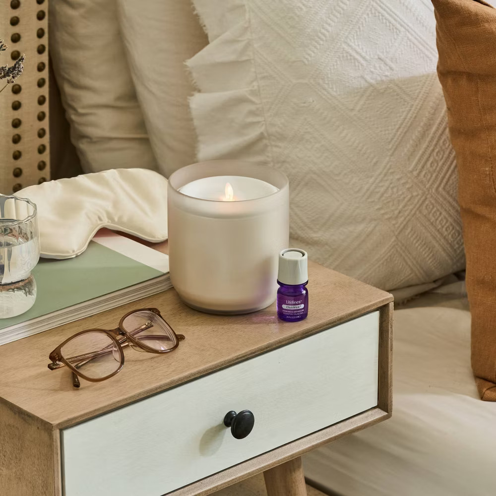 Lifelines Flameless Candle Diffuser - Frosted Glass Cream