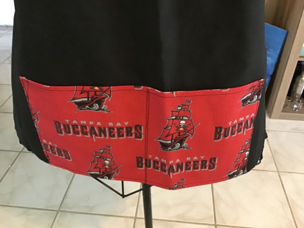 Child size Buccaneers Apron
