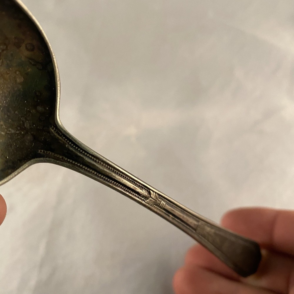 We Rogers & Son Mayfair Pattern Tea Spoon Teaspoon Silver Plated Silverplate