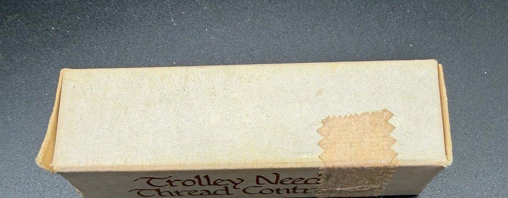 Trolley Needle Thread Controller