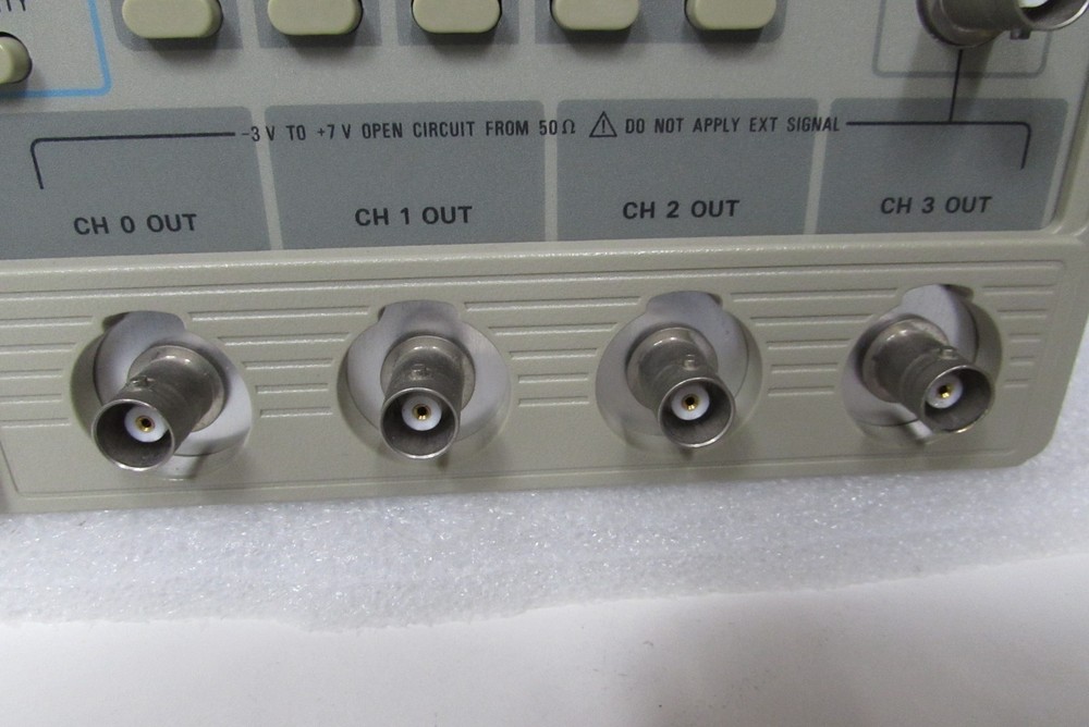Tektronix DG2030 Data Pattern Generator