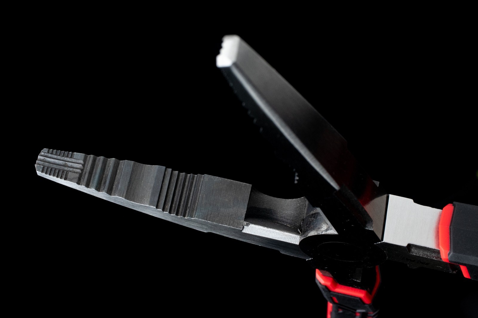 VAMPLIERS CAIMAN 7.5" Screw Extractor Long Nose Pliers W/ Crimper + Wire Cutter