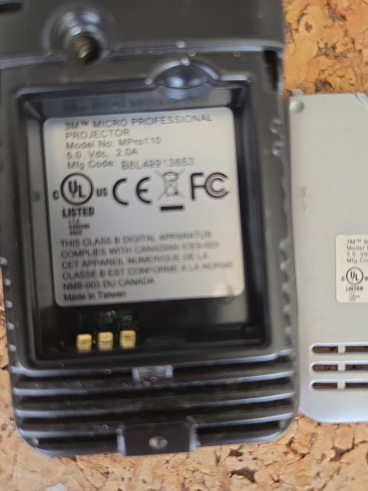 3M Micro Professional Projector Mpro110 "For PARTS ONLY"