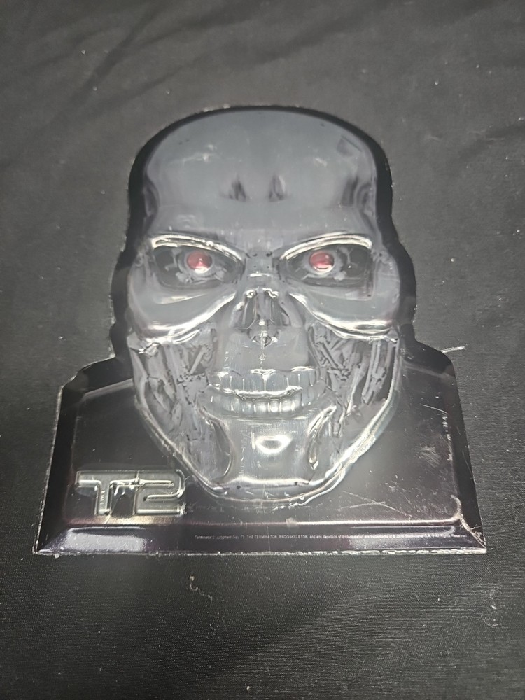 Terminator 2 Judgement Day Endoskeloton Tin Display Piece