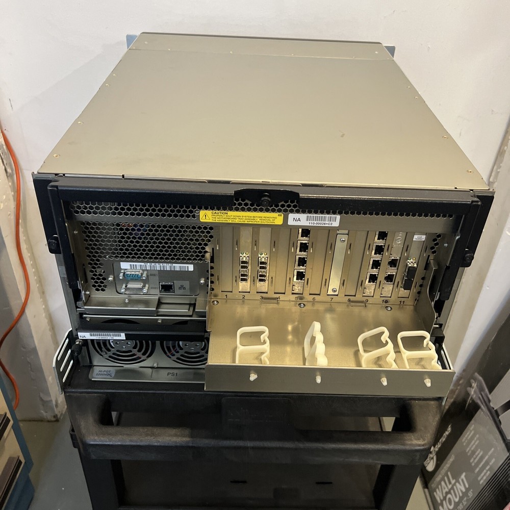 NetApp R200 Controller Head Unit Disk Array System