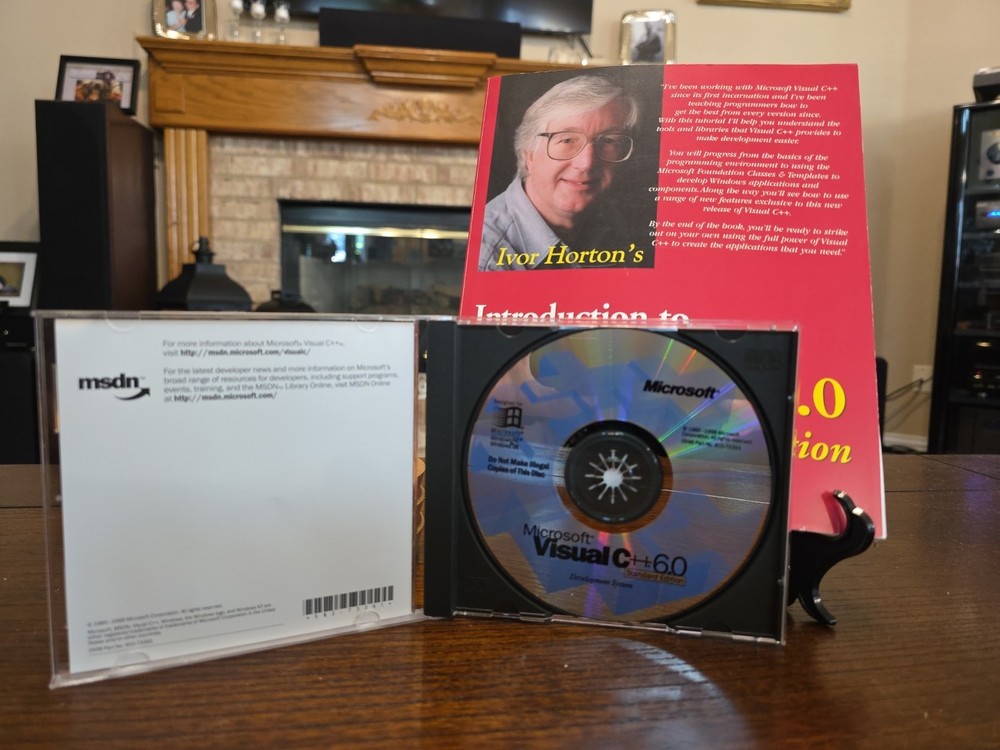 Microsoft Visual C ++ 6.0 Standard Edition for Windows NT / 98 with Book