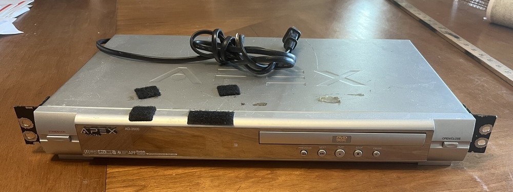 Apex AD-2600 DVD PLAYER WITH BRACKET MOUNTS