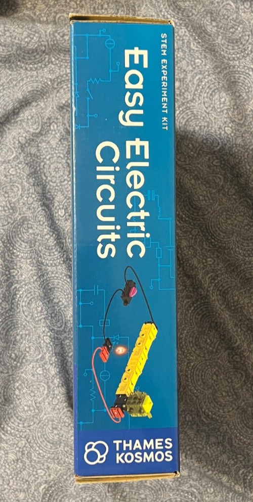 Thames & Kosmos Easy Electric Circuits STEM experiment kit