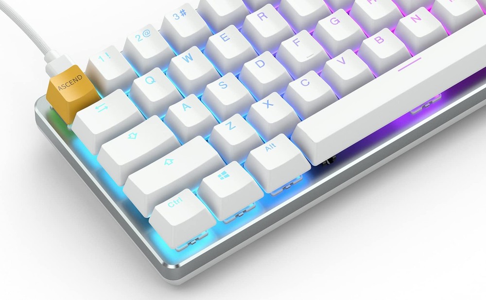 GLORIOUS GMMK White Ice Edition - Compact (Pre-Built)