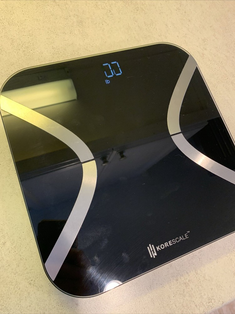Korescale Gen 2 Bathroom Scale in Black - Digital Bluetooth Scale - Tested