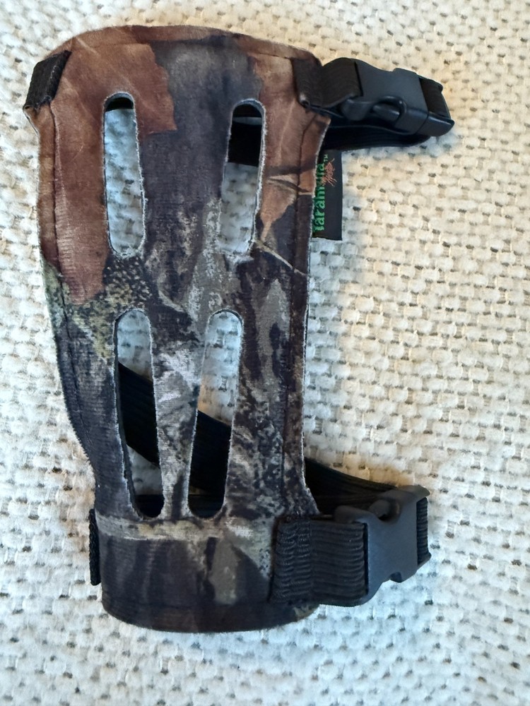 Tarantula Arm Guard