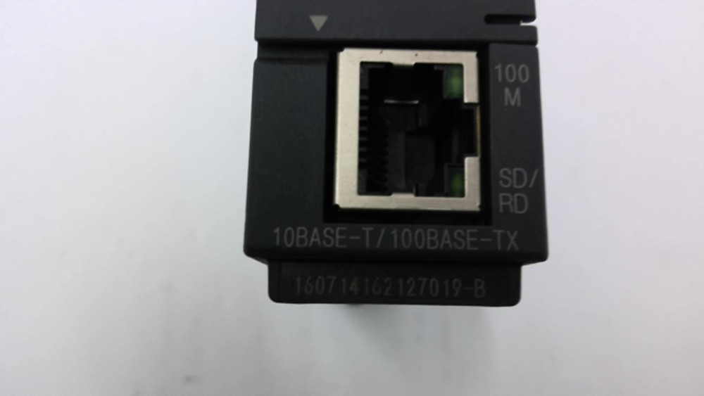 Mitsubishi Q04UDEHCPU CPU Unit 5 VDC 0.49 A Missing Front Cover