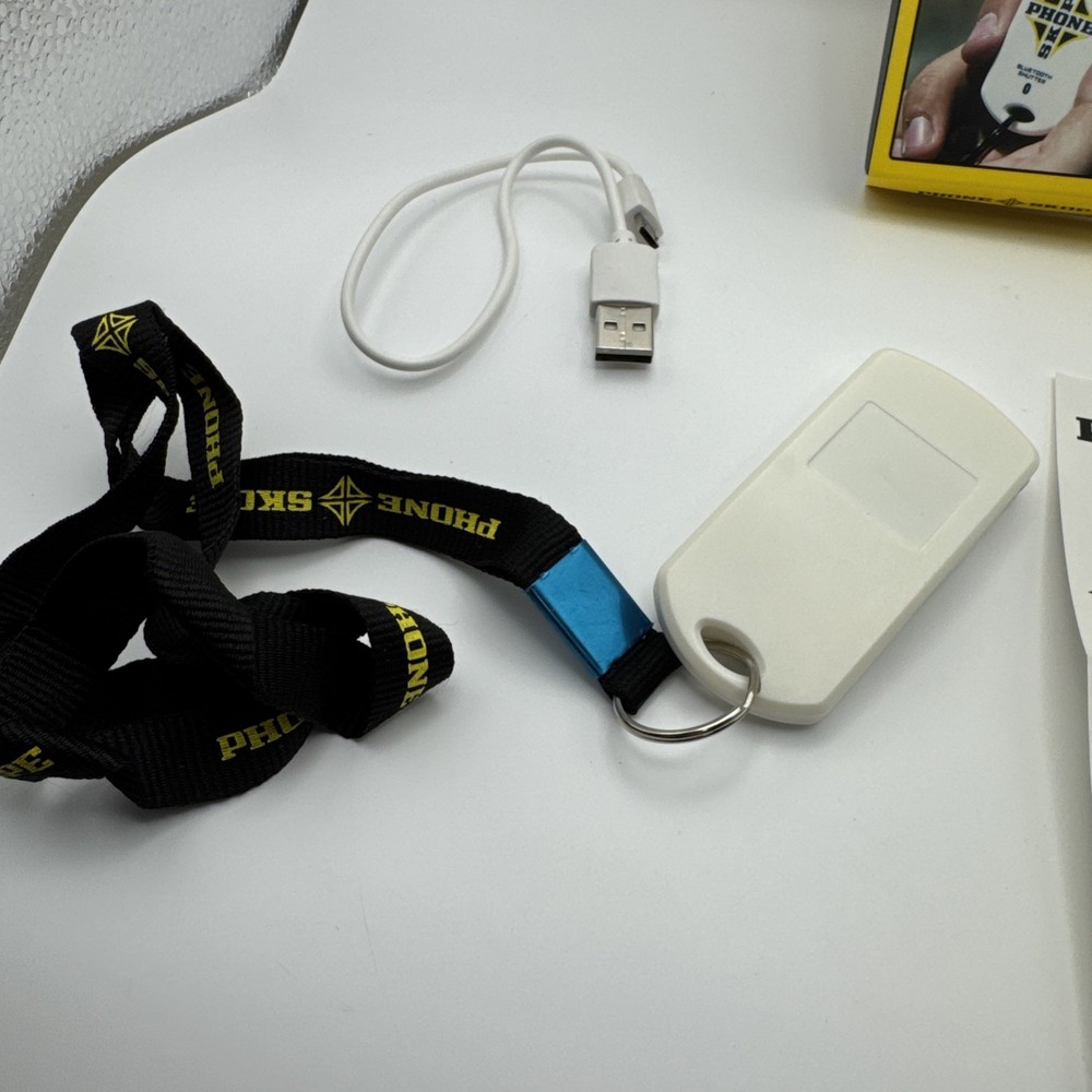 Phone Skope Shutter Remote 2.0 - Used With Box