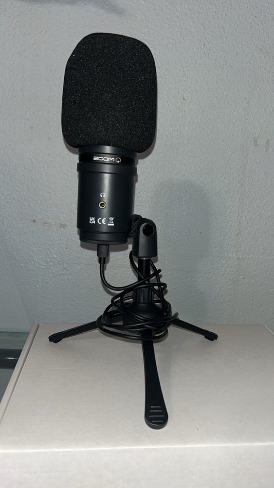Microphone Black with Adjustable Stand