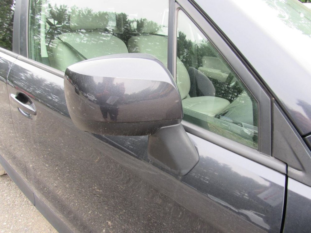 FORESTER 2014 Glove Box 1048275
