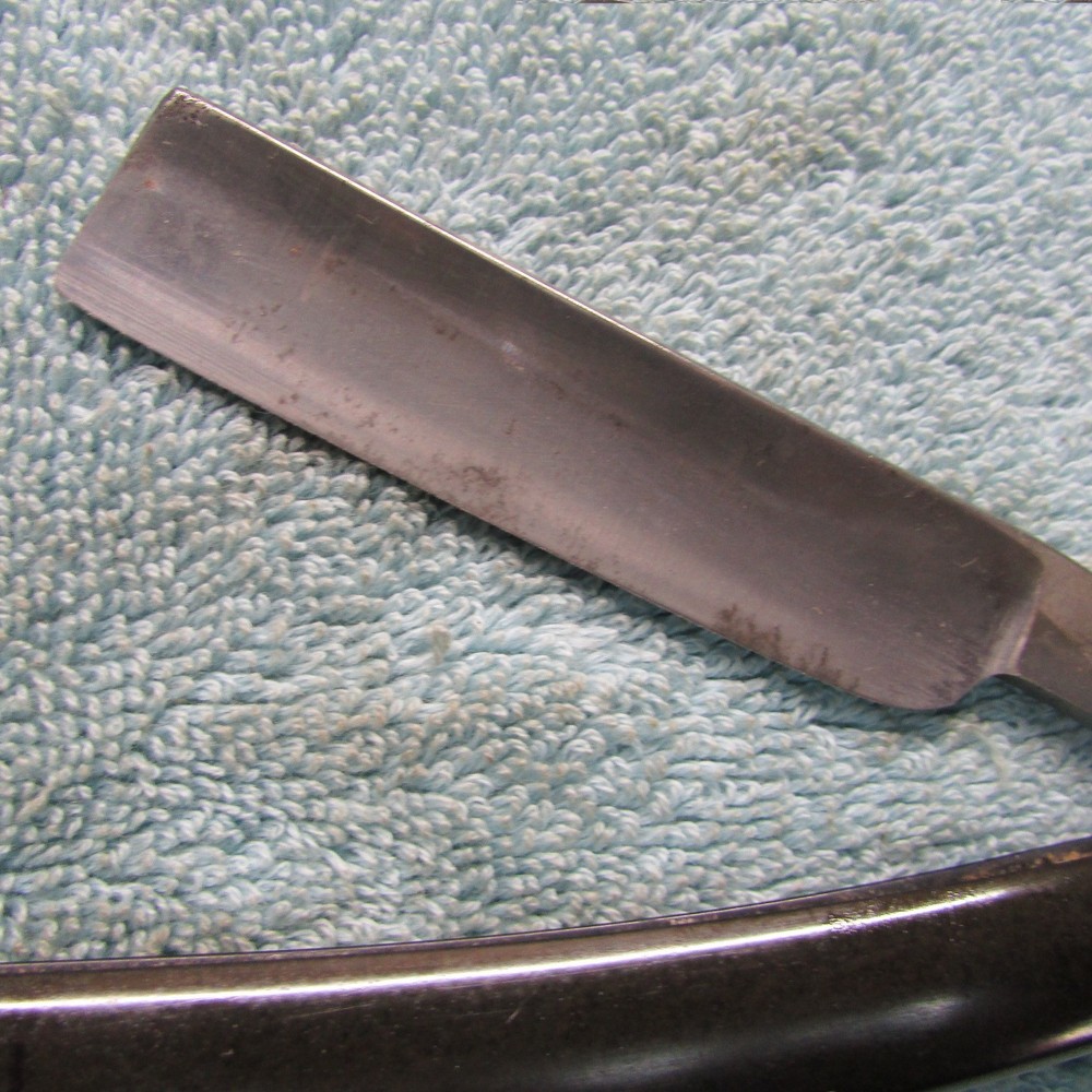 Straight Razor: Louis & Mier