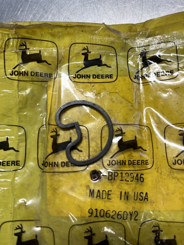 BP12946   Genuine OEM  John Deere  SNAP RING