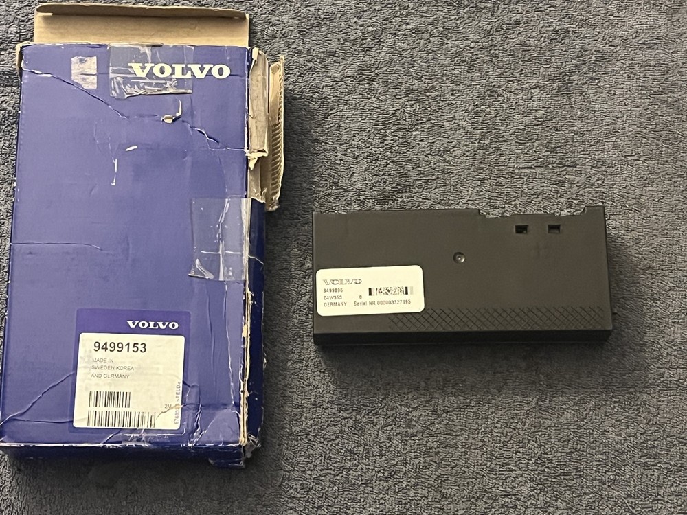 Volvo V70 S60 XC90 accessory electronics module AEM electronic accessory module NOS