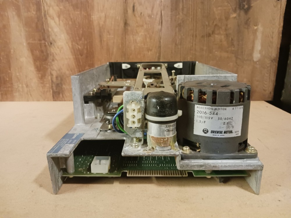 Qume Model No. DT/8 Double-Sided Dual-Density Disk Drive