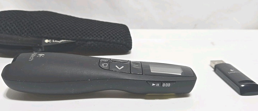 Logitech R800 Laser Pointer Presenter Presentation Clicker Remote Tested Working