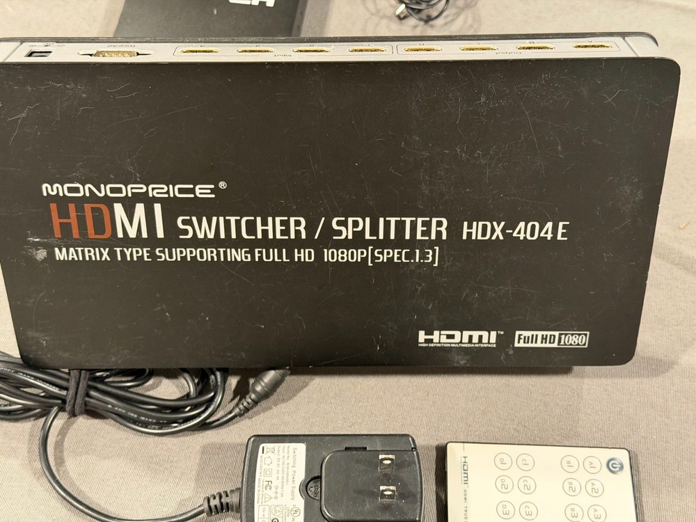 Monoprice HDMI 4x4 Matrix Switch Switcher Splitter HDX-404E