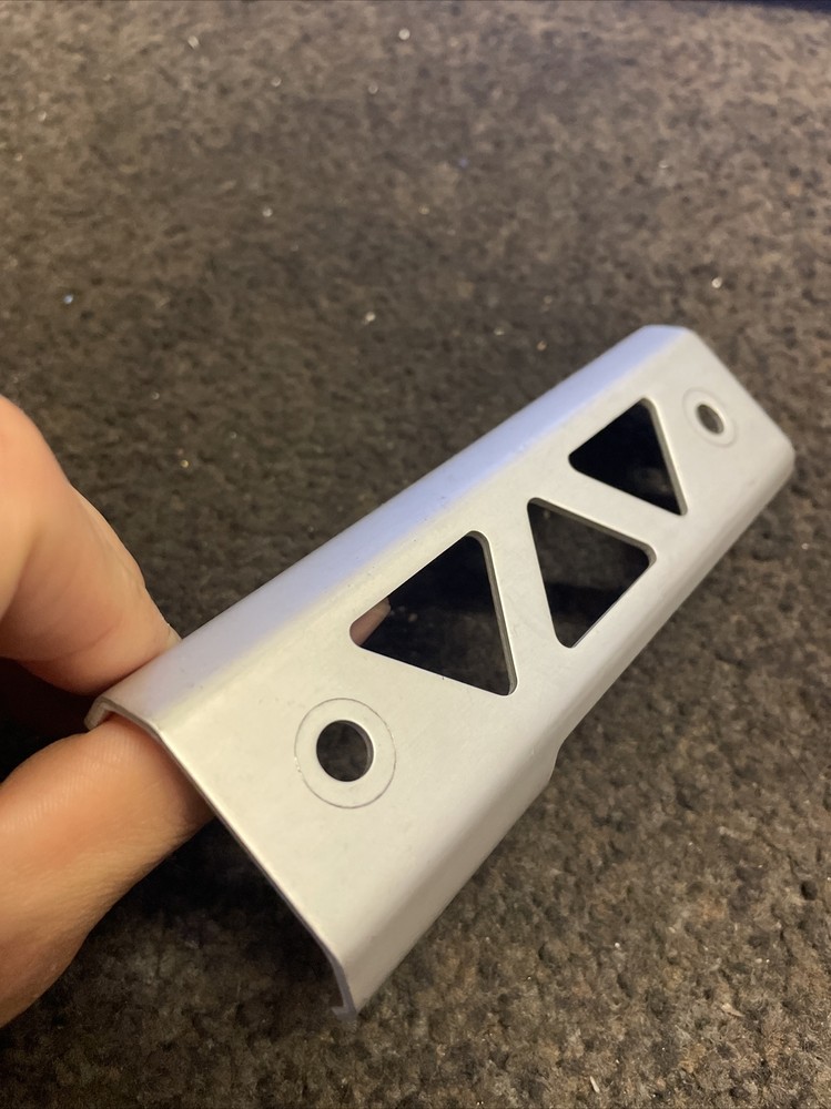 Suzuki SV650 Radiator End Cap