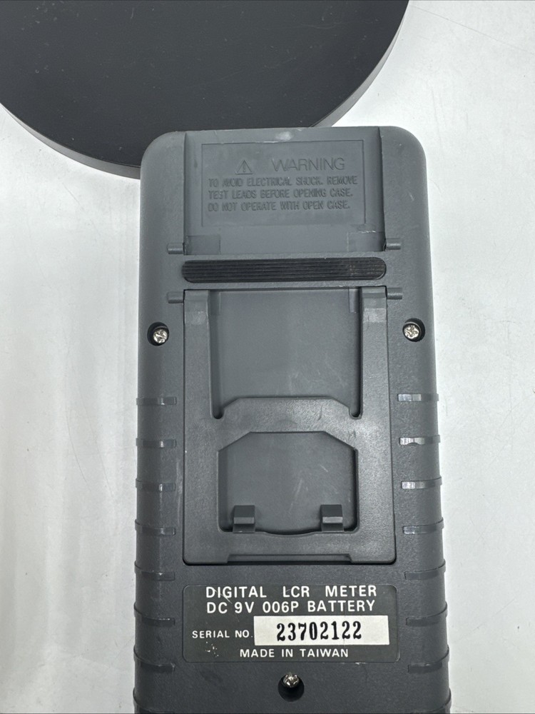 BK Precision 878 Universal LCR Meter