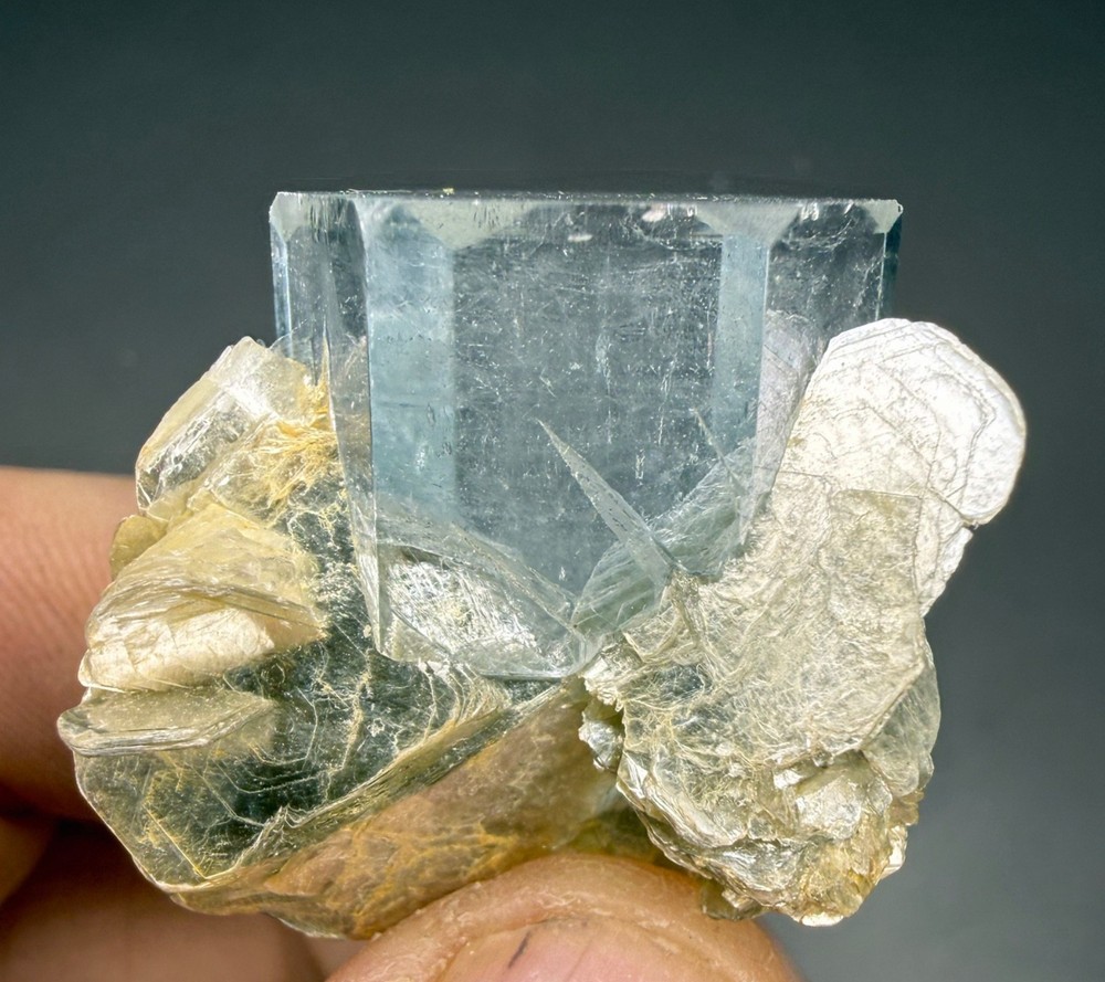 Conversation Crystals - Aquamarine