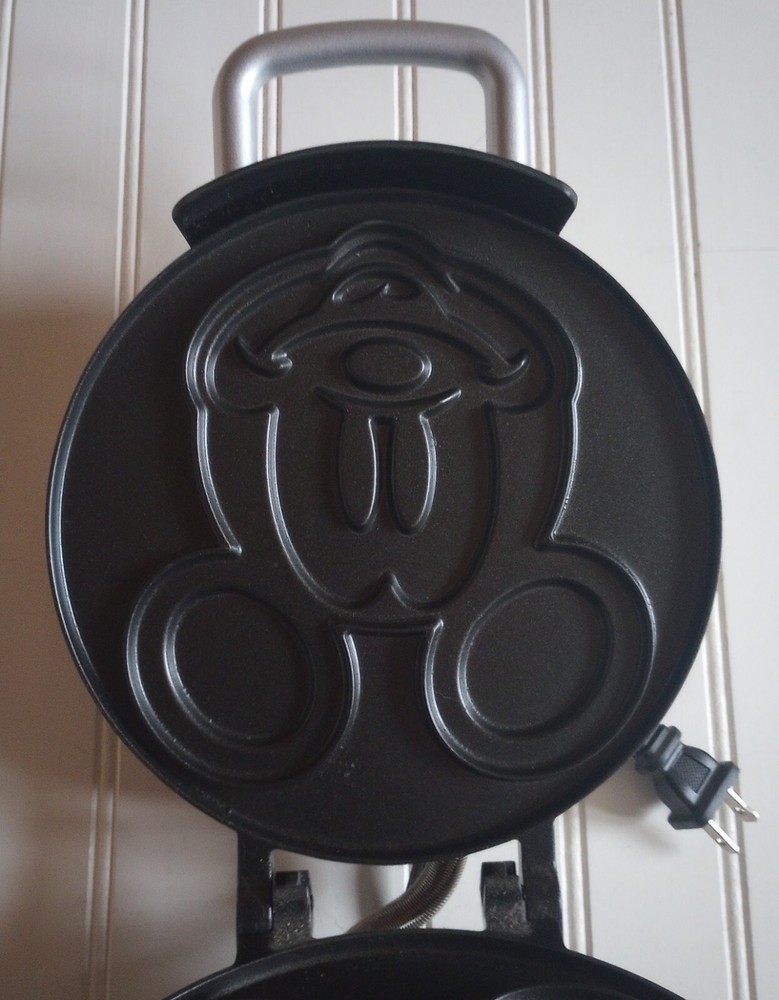 Disney DCM-1 Mickey Mouse Electric Waffle Maker Tested Working