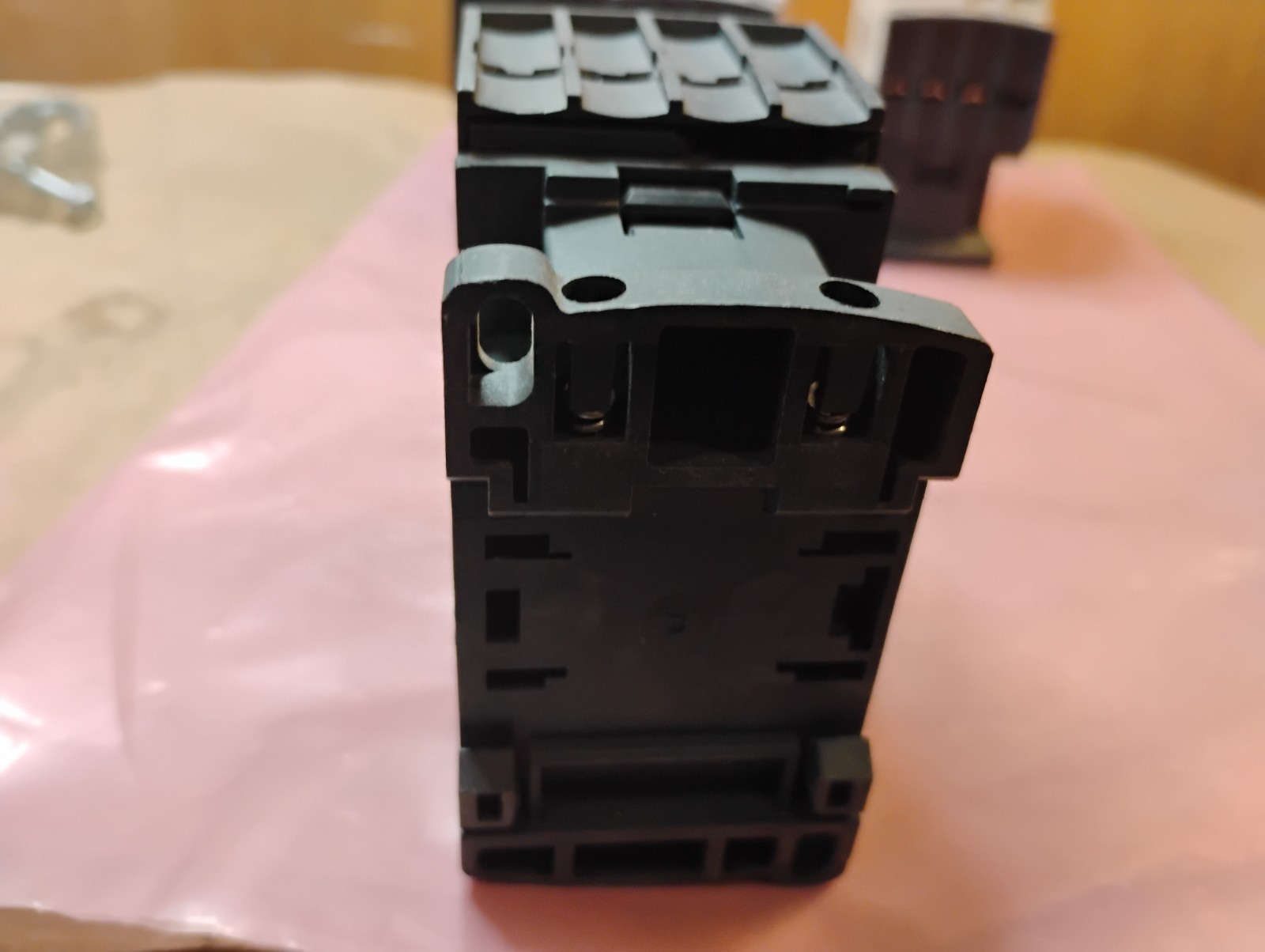 Scheider Electric LC1DT25 Contactor 220V 25A - Fast Ship