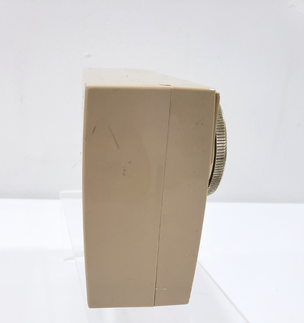 VINTAGE ZENITH ROYAL R475L (475) TRANSISTOR RADIO 1962 WORKS WITH FLAWS