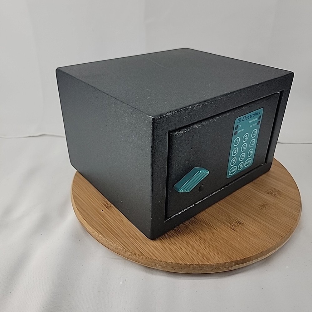 Electrolux ske 160 Small Metal Electronic Combination Safe