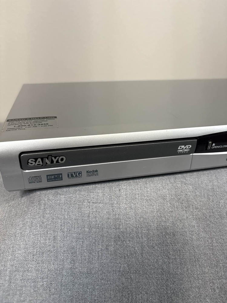 Sanyo DWM-395 DVD Player Remote Manual Silver