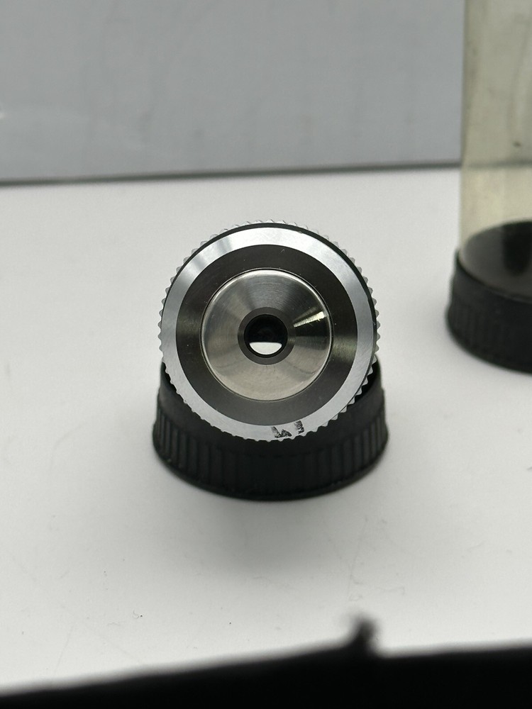 LEITZ WETZLAR GERMANY OBJECTIVE PL FLUOTAR 20X/0.45 INFINITY /0