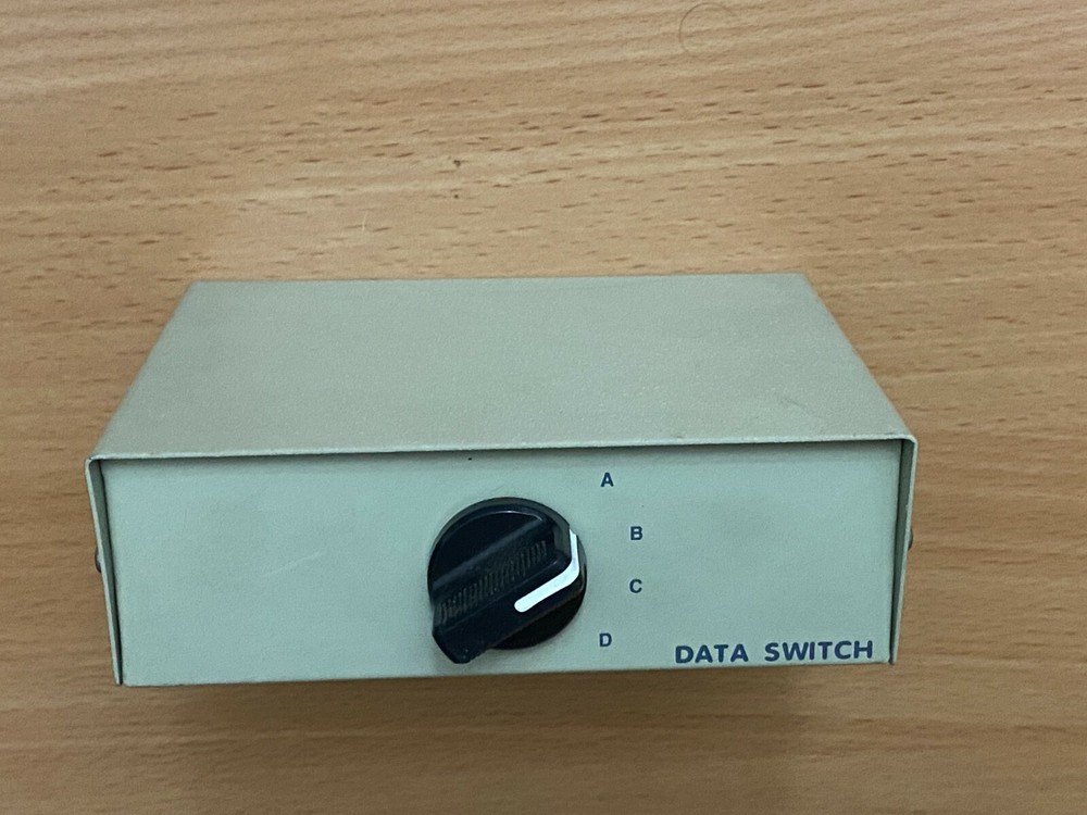 4 Ports USB Manual Data Switch 40U1-05604