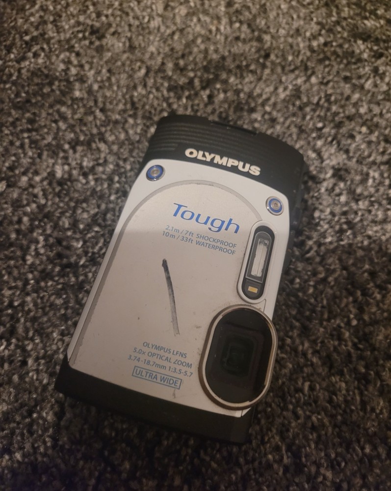 Olympus tough digital camera working faulty screen