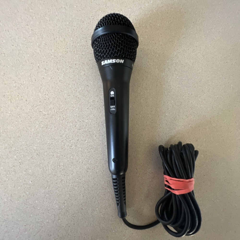 Samson R10s Dynamic Karaoke Vocal Microphone Tested