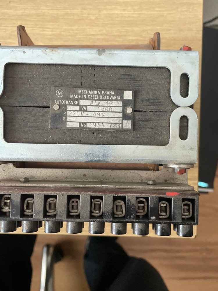 autotransformer Model: ALV 15