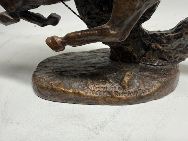 Frederic Remington Solid Bronze Cheyenne Statue Sculpture in great condition