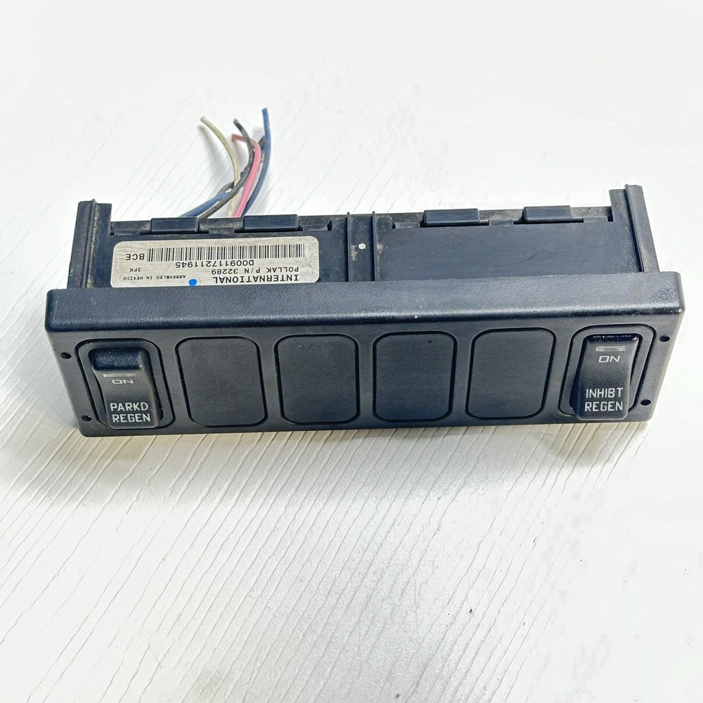 International SWITCH PANEL TRIM OEM 32289