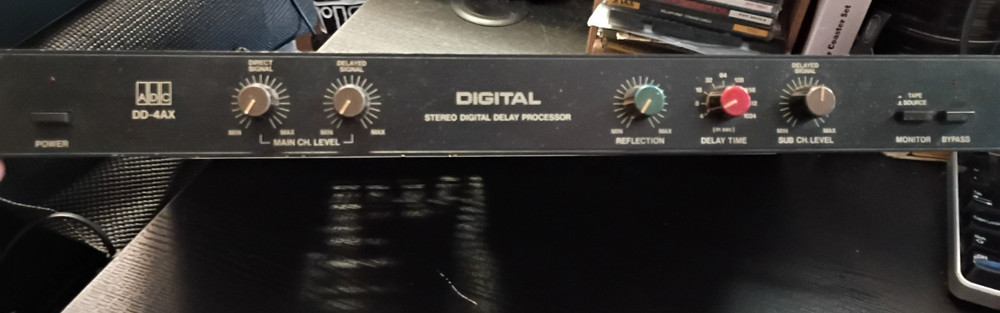 ADC DD-4AX Stereo Digital Delay Processor COMPLETE IN BOX, POWERS ON LOOKS GOOD